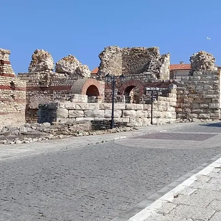 глобал вил Slantchev Briag